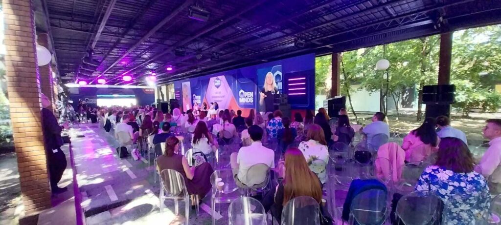 Lifeart Events Climatizare Conferinţa Open Minds Bucureşti 2025